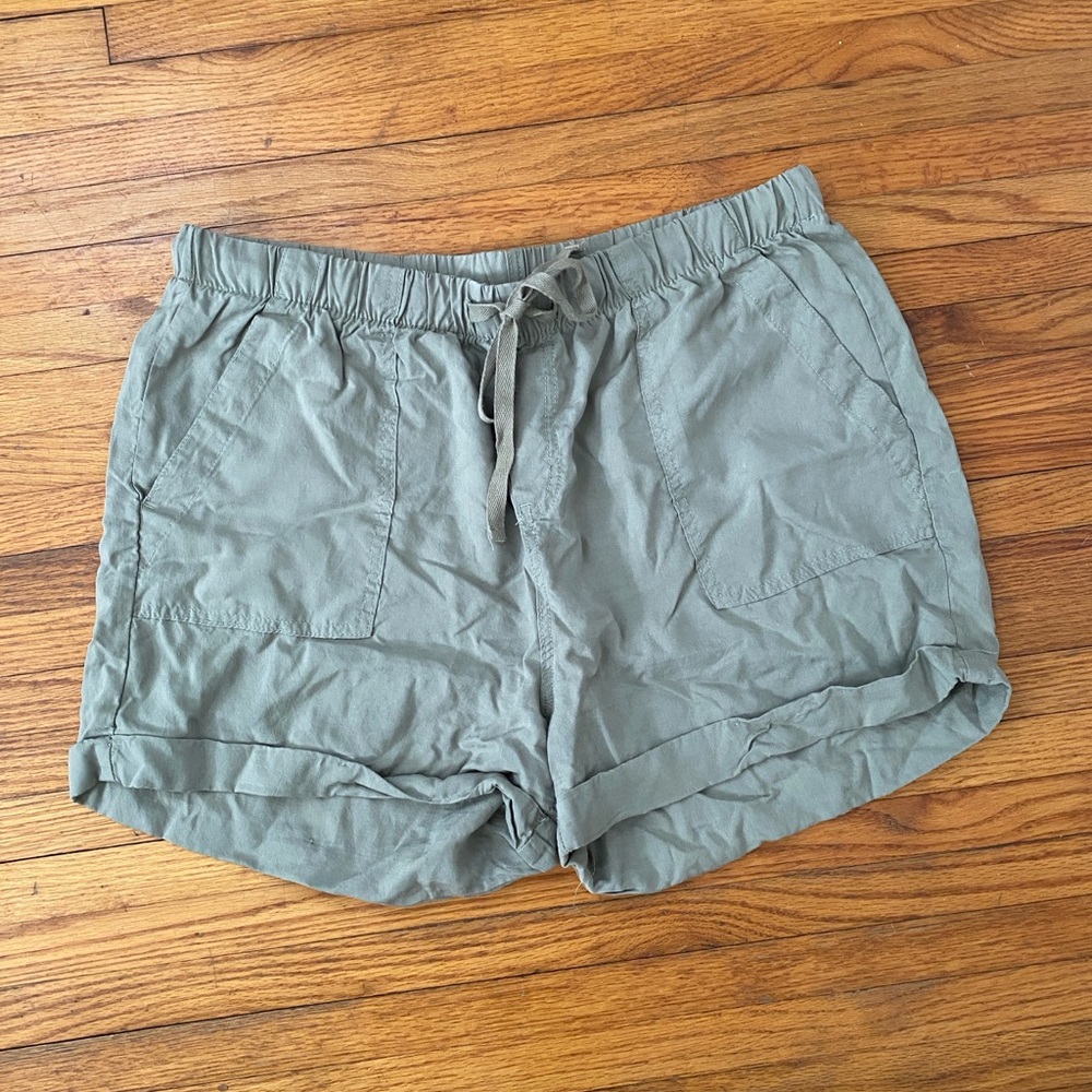 Cute Olive Green Shorts
